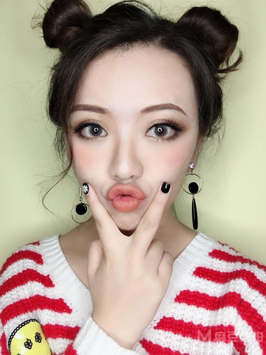 妆容模特