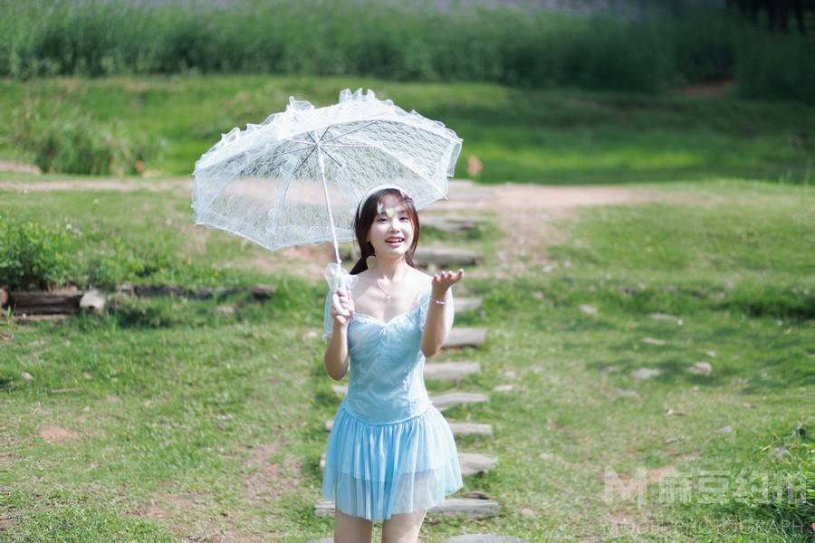 清新模特