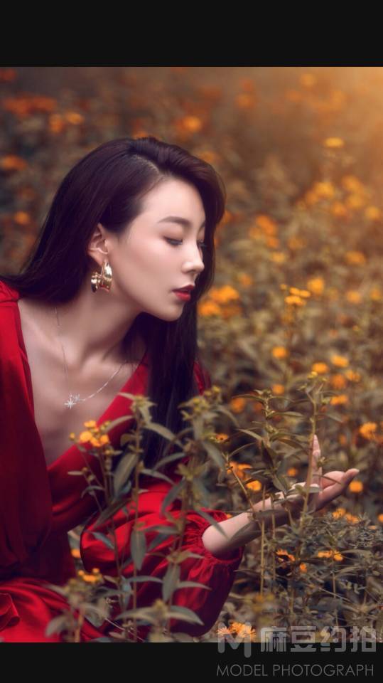 情绪模特