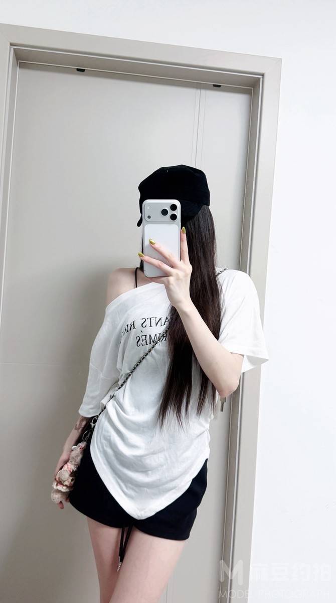 纪实模特