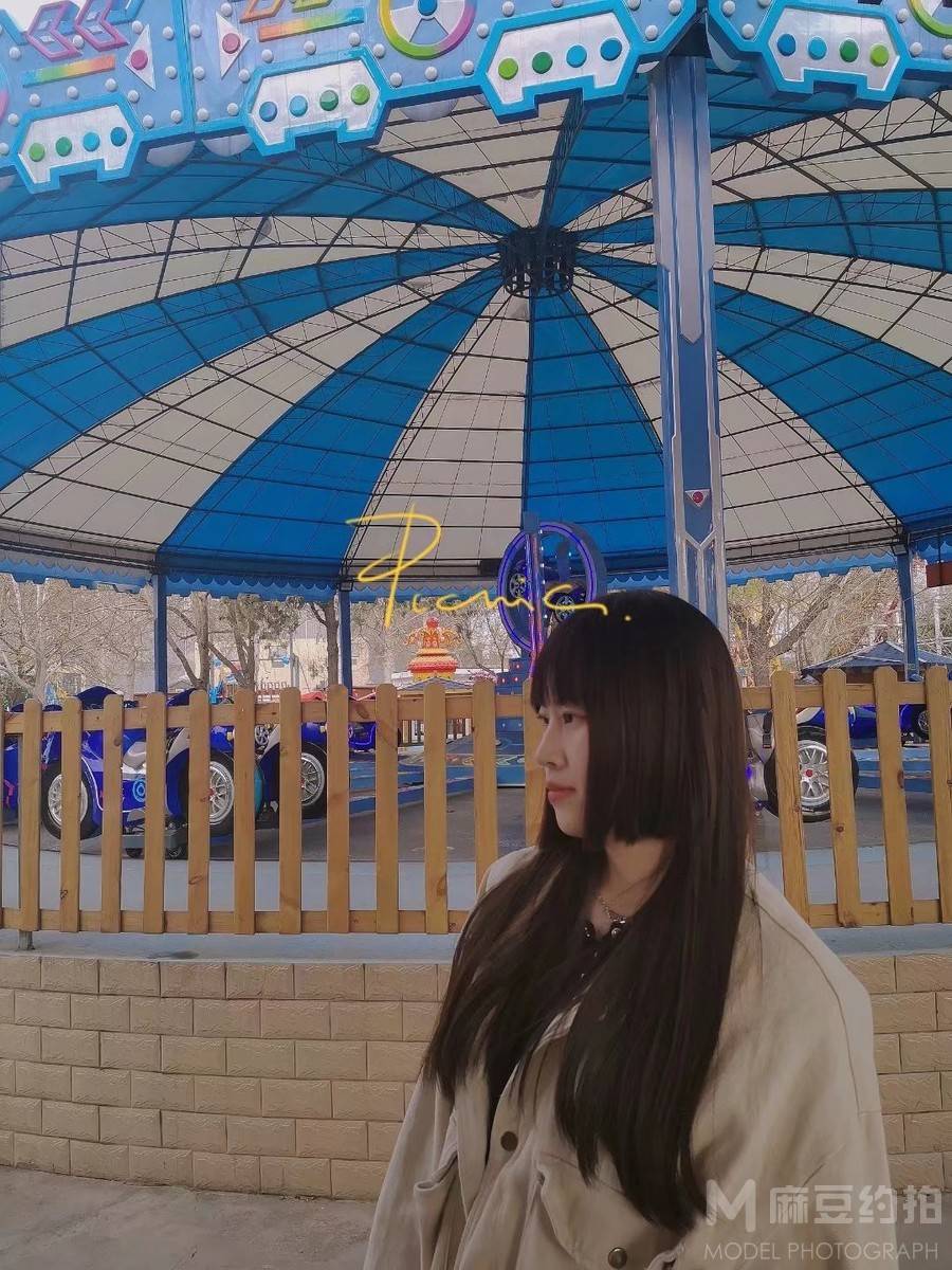 清新模特