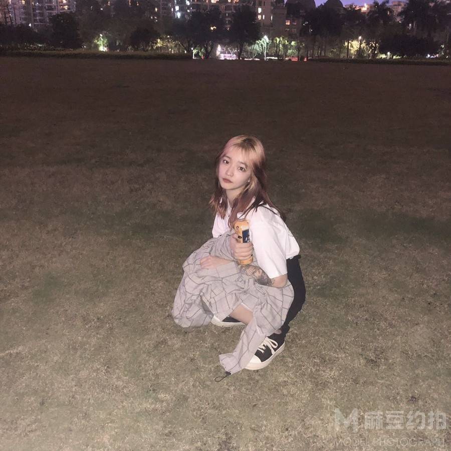 暗黑模特