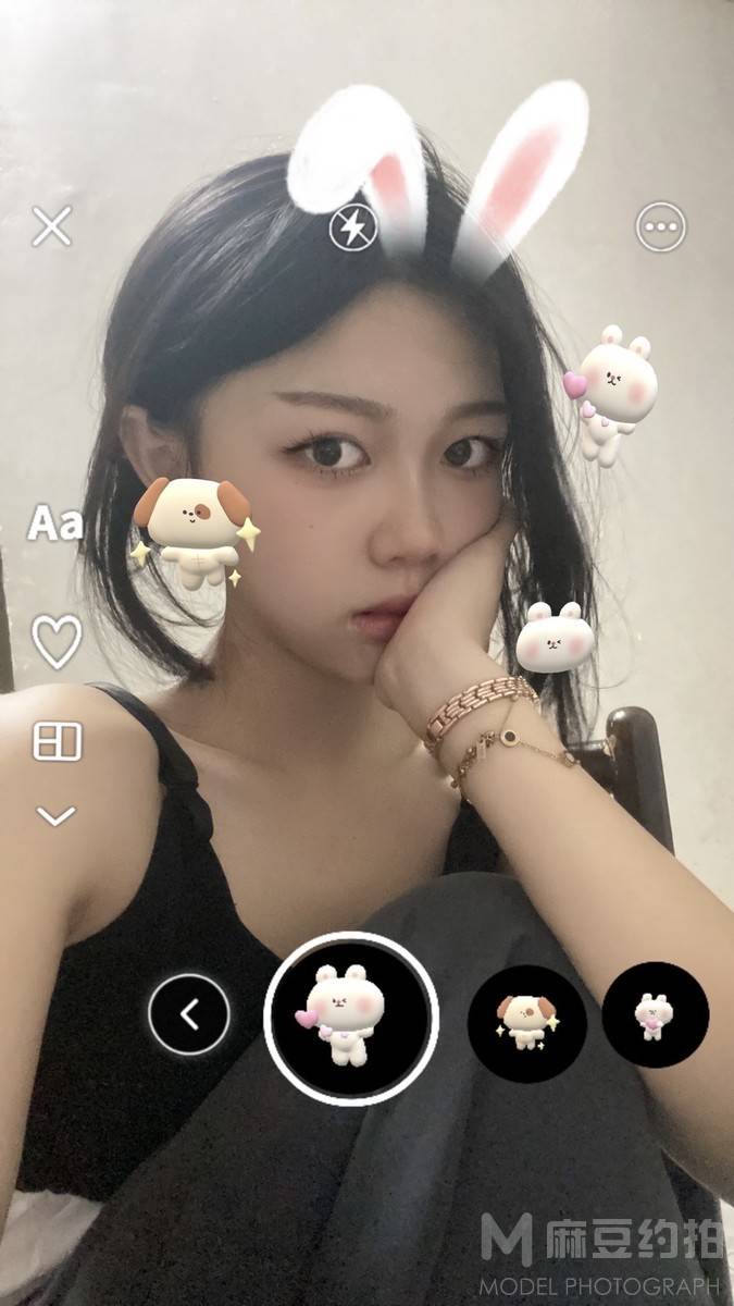 妆容模特