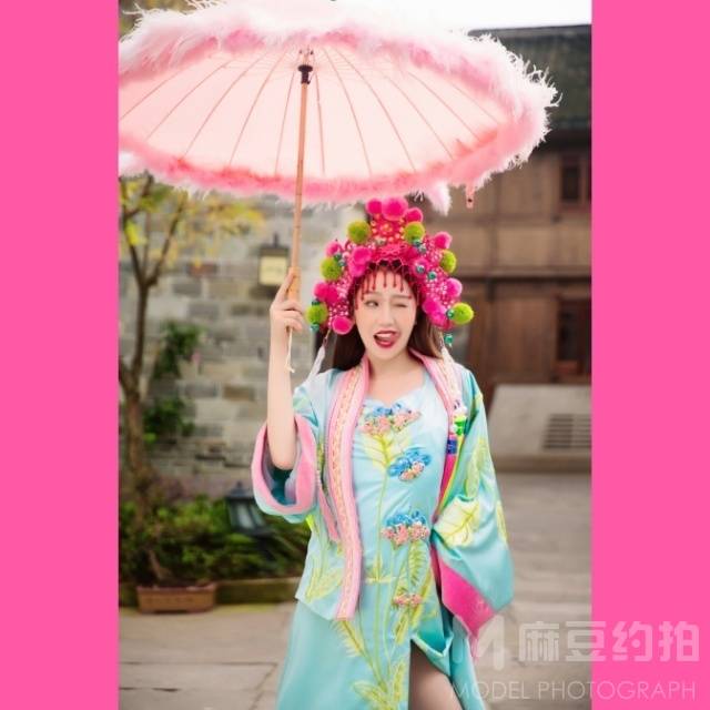 情绪模特