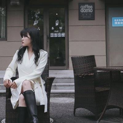 黑白模特