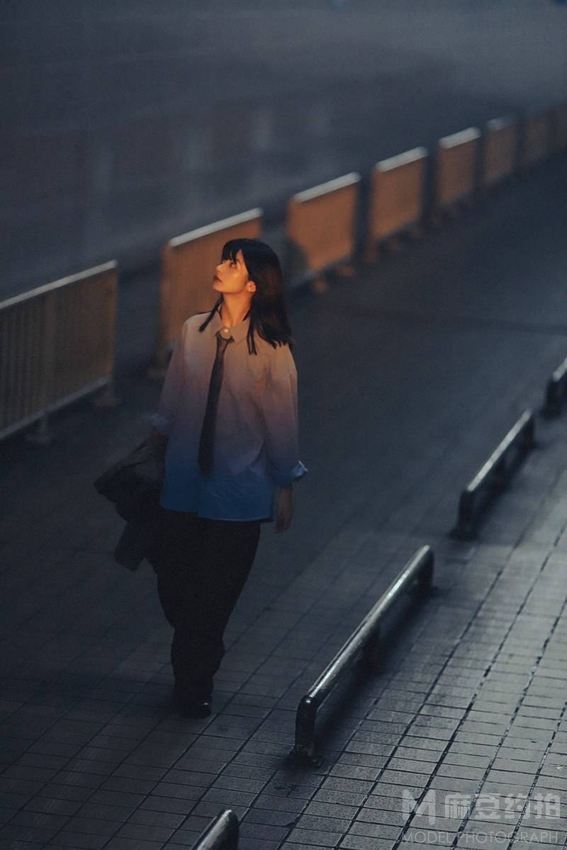 黑白模特