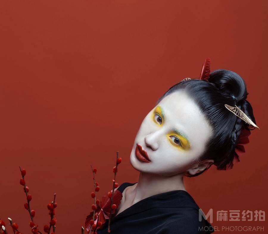 情绪模特