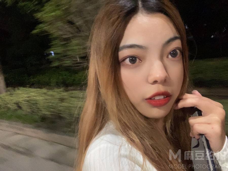纪实模特