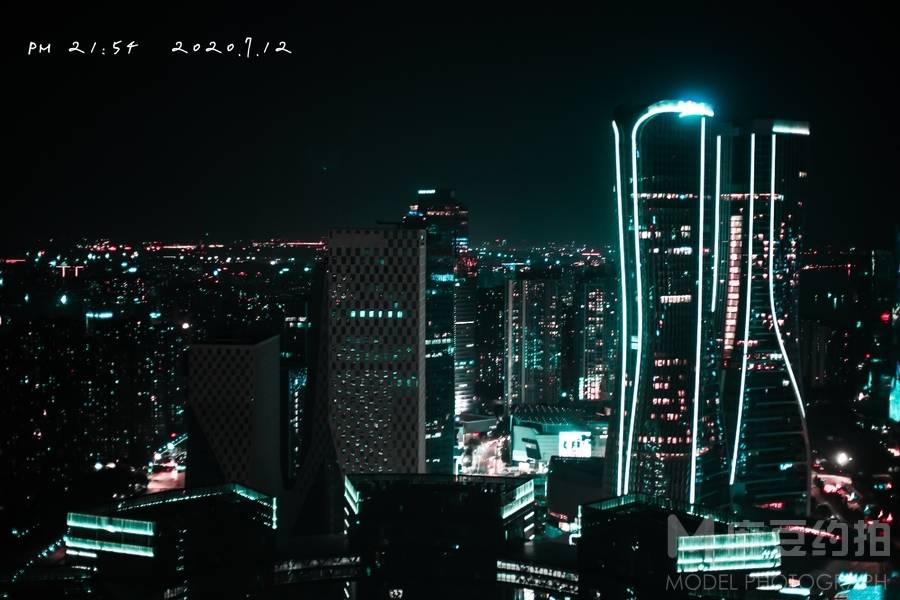 夜景模特