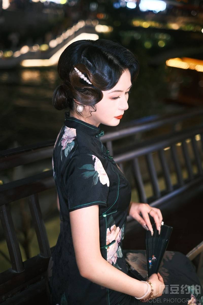 夜景模特