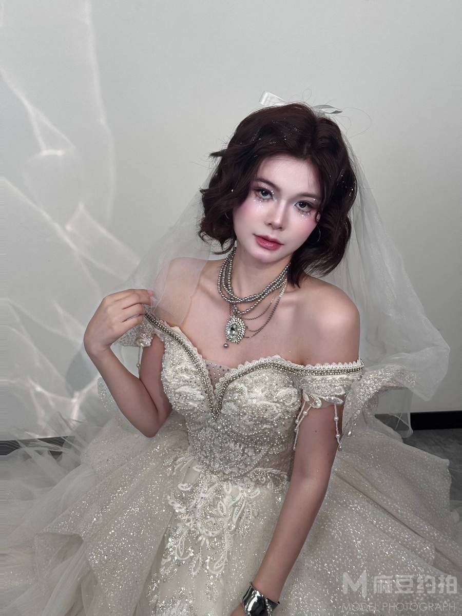 婚礼模特