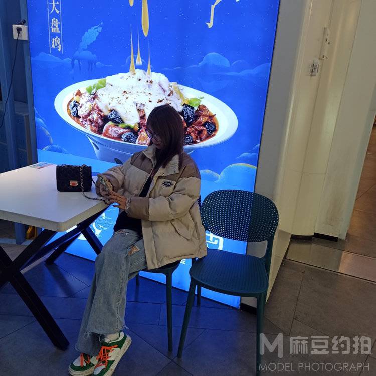 校园模特