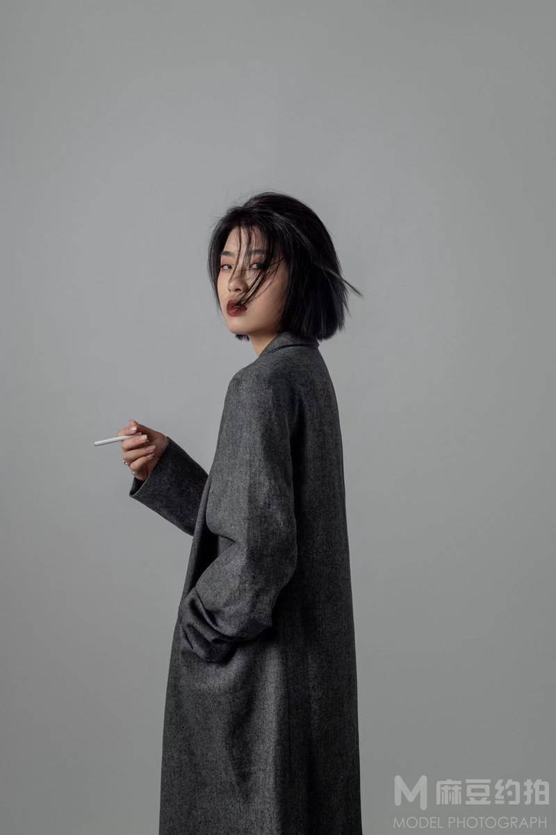 黑白模特