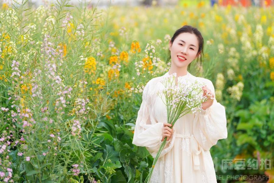 清新模特