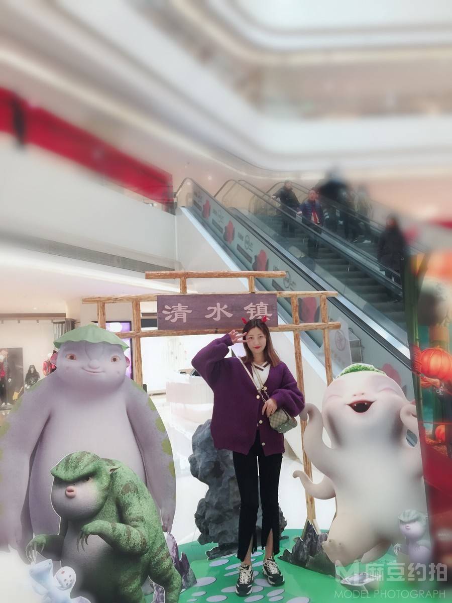 校园模特