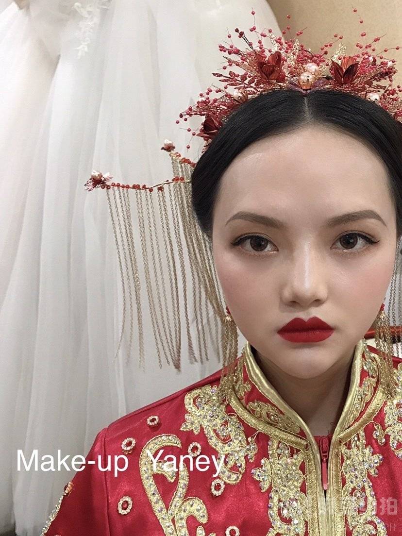 妆容模特