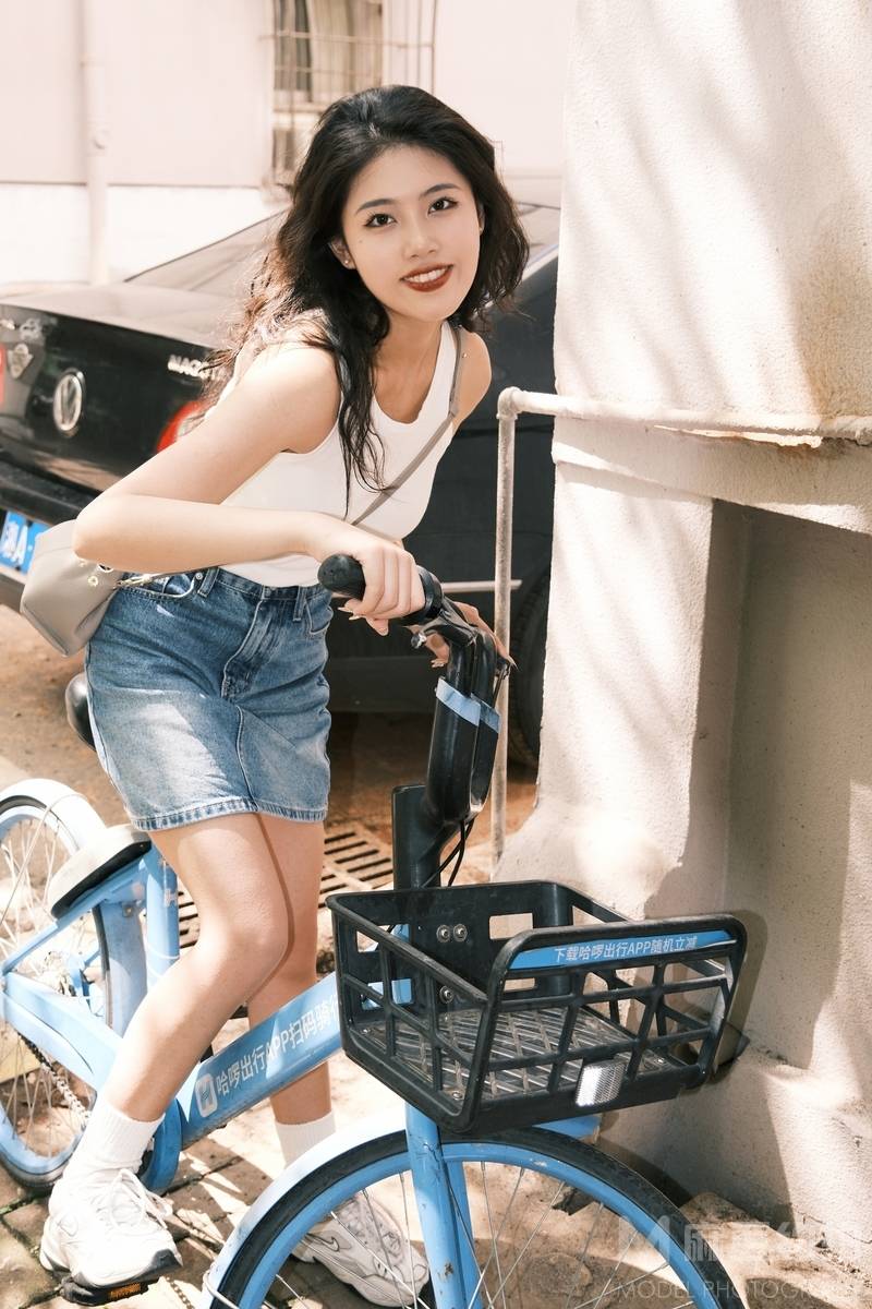 胶片模特