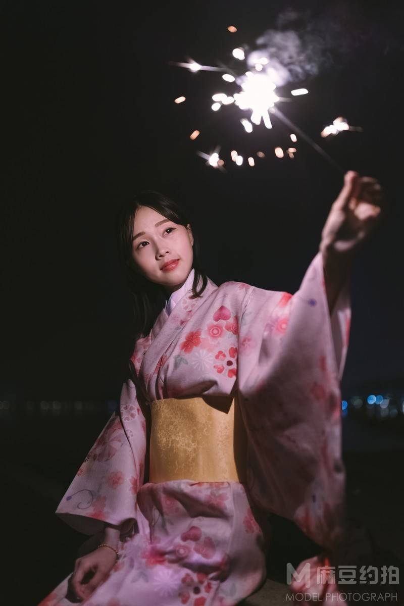 夜景模特