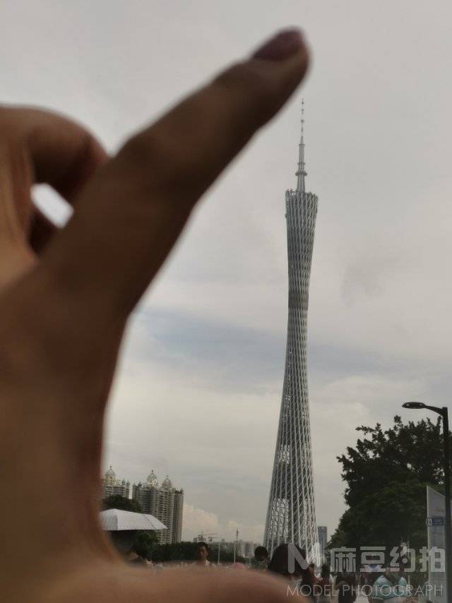 清新模特