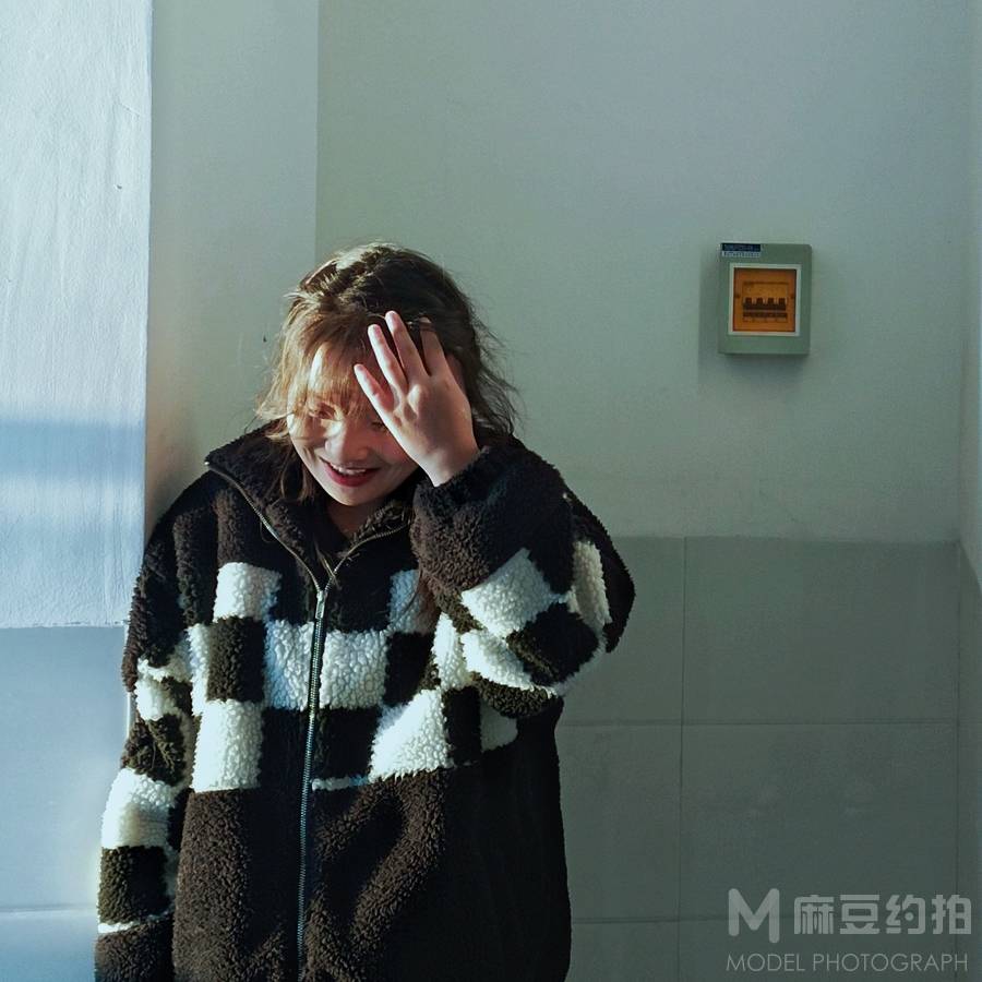 黑白模特