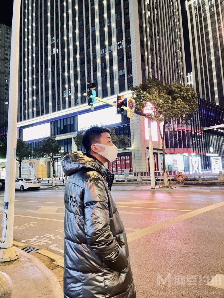 夜景模特