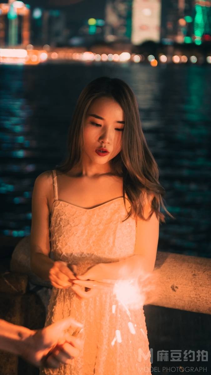 夜景模特