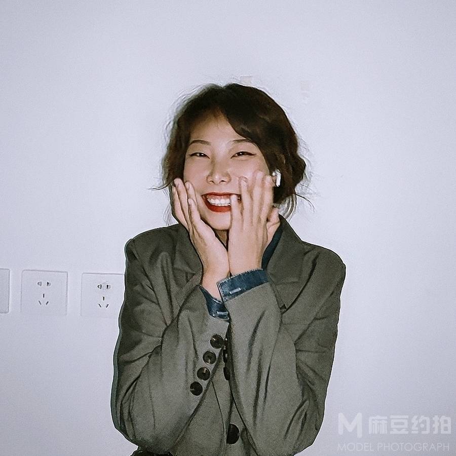 胶片模特