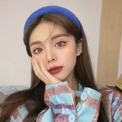 黑白模特