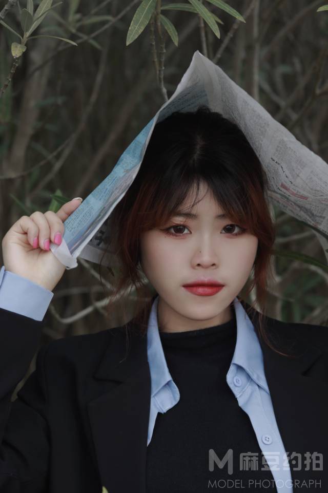 情绪模特
