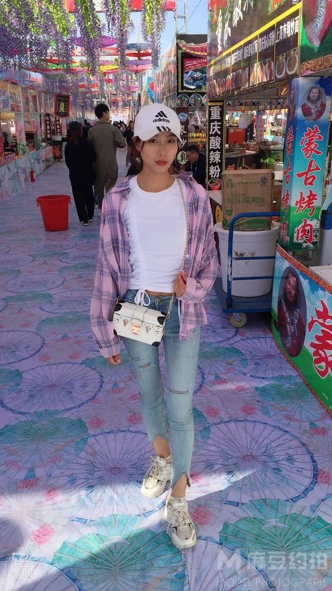 胶片模特