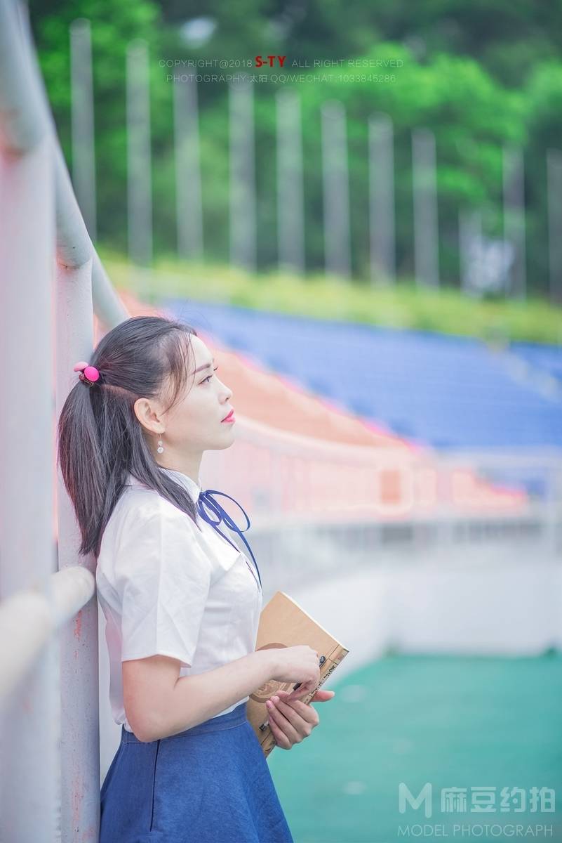 校园模特