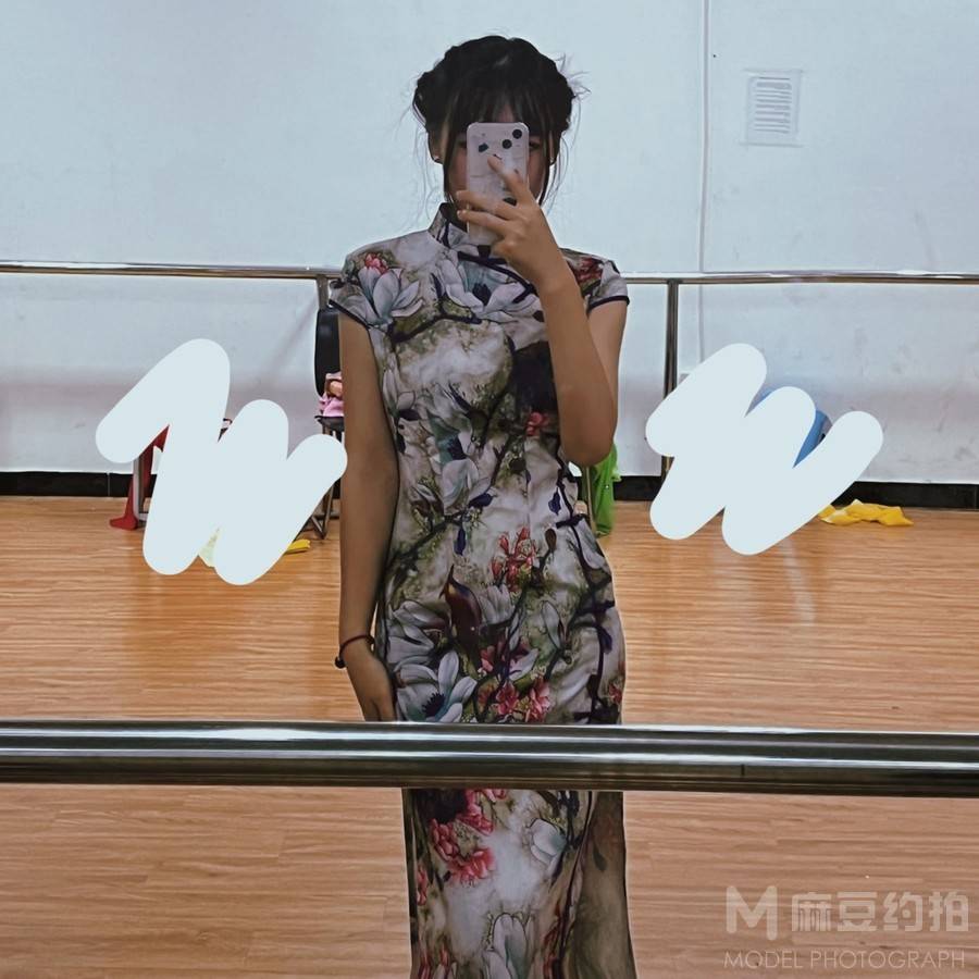 旗袍模特