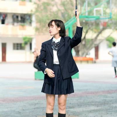 校园模特