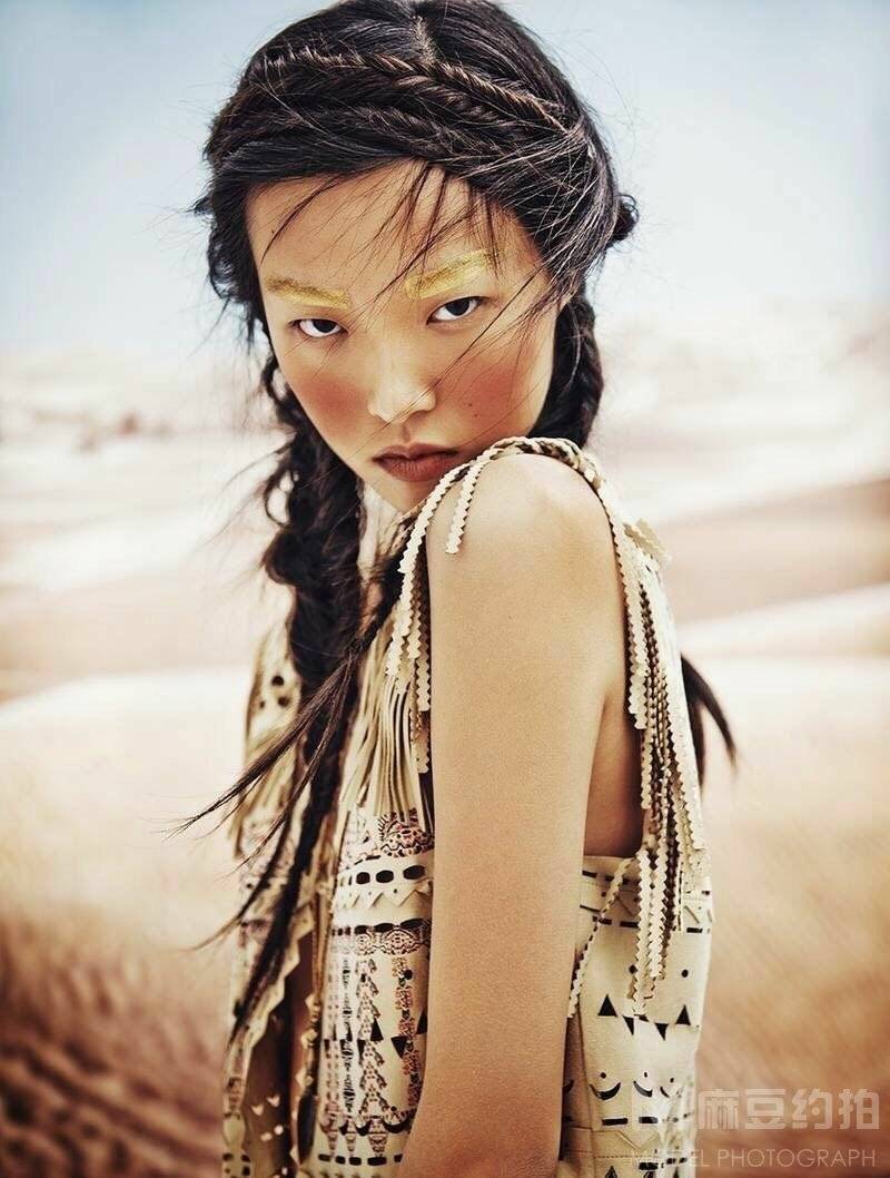 妆容模特