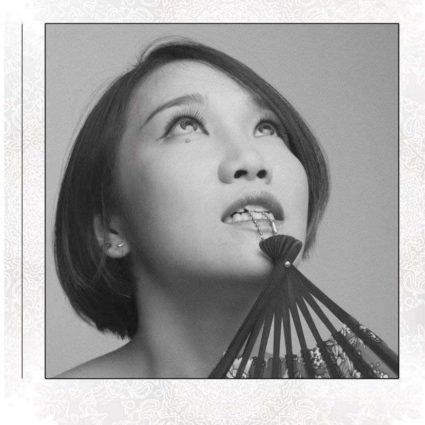 黑白模特