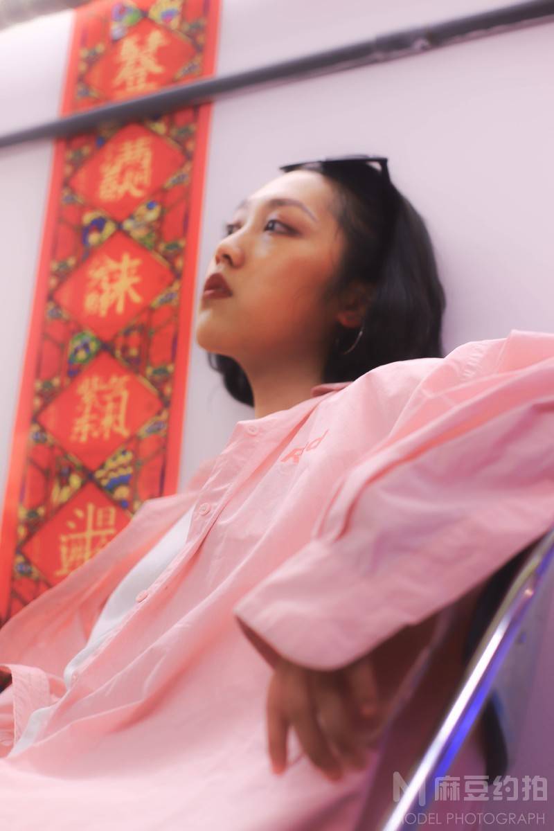 情绪模特