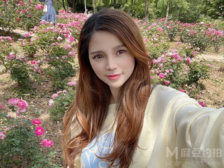 清新模特