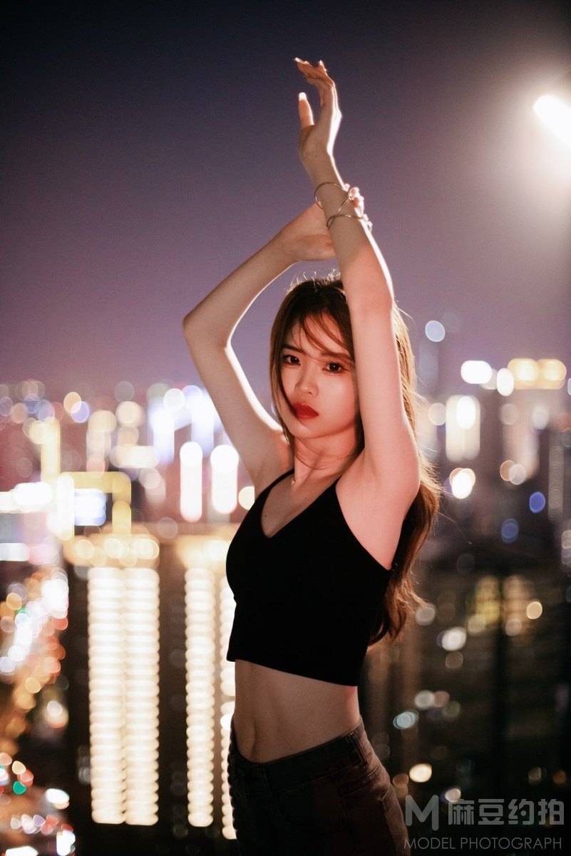 夜景模特