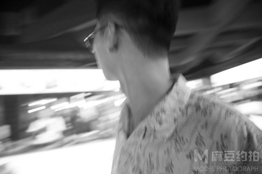 黑白模特