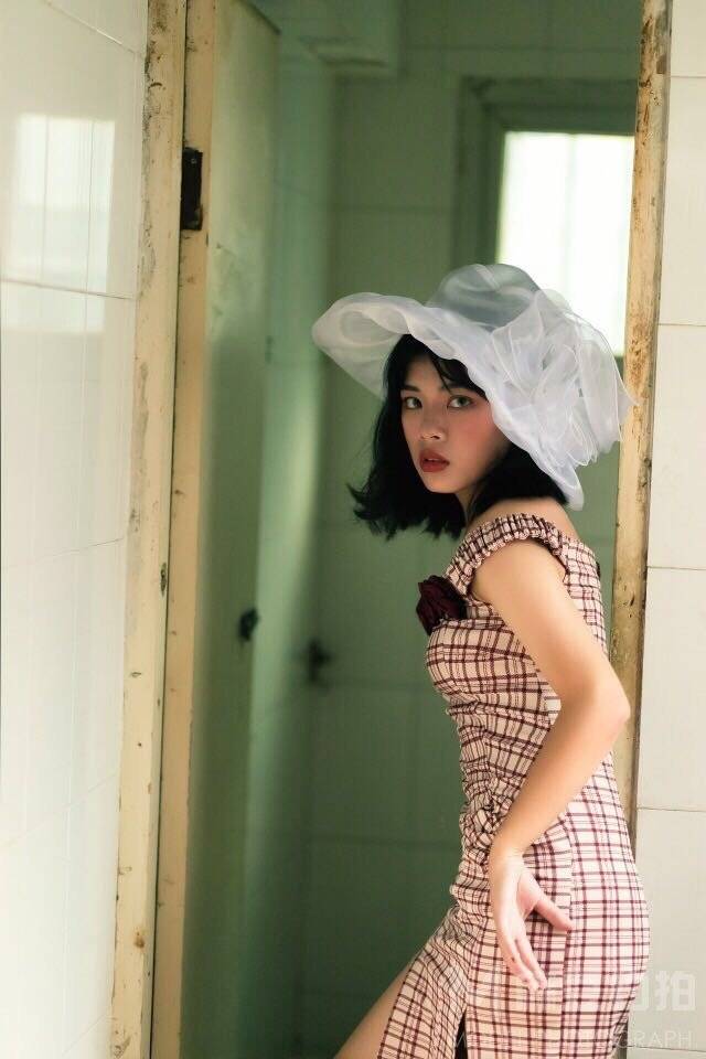 校园模特