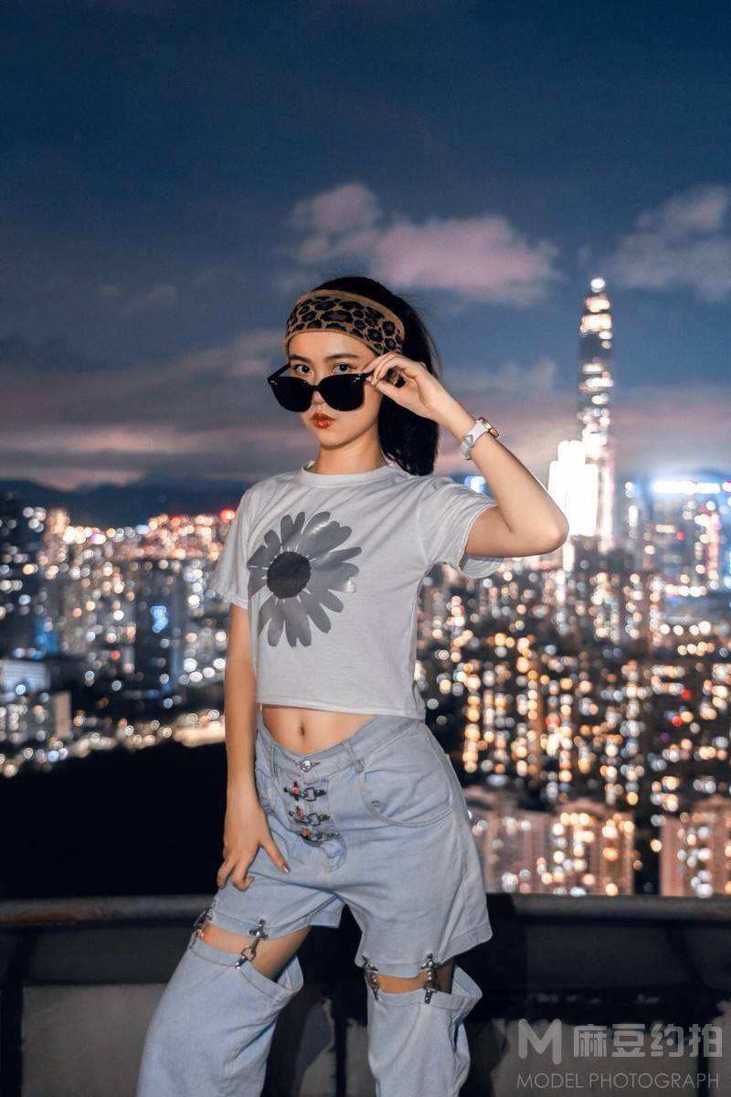 夜景模特