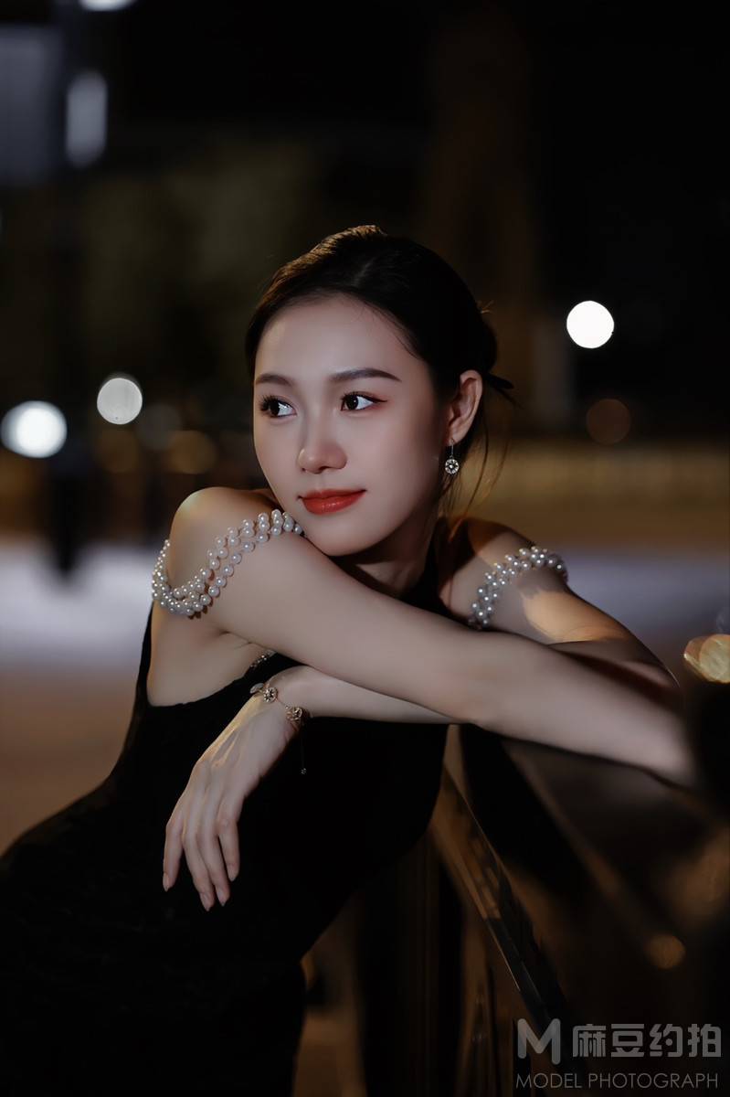 夜景模特