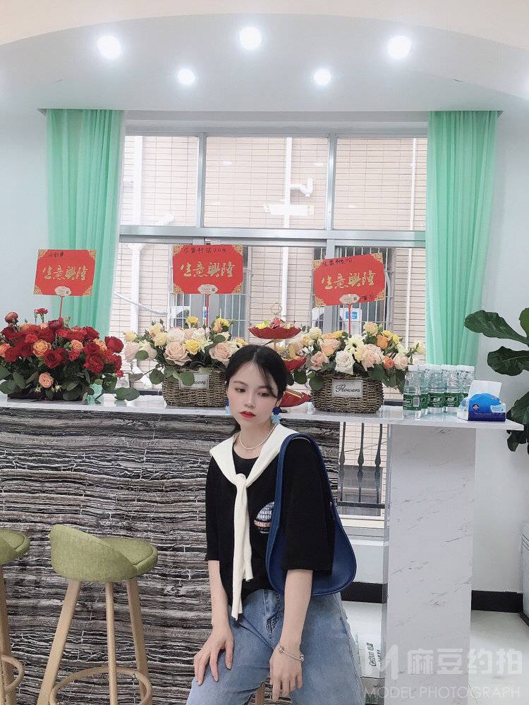 清新模特