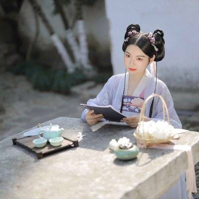 汉服模特