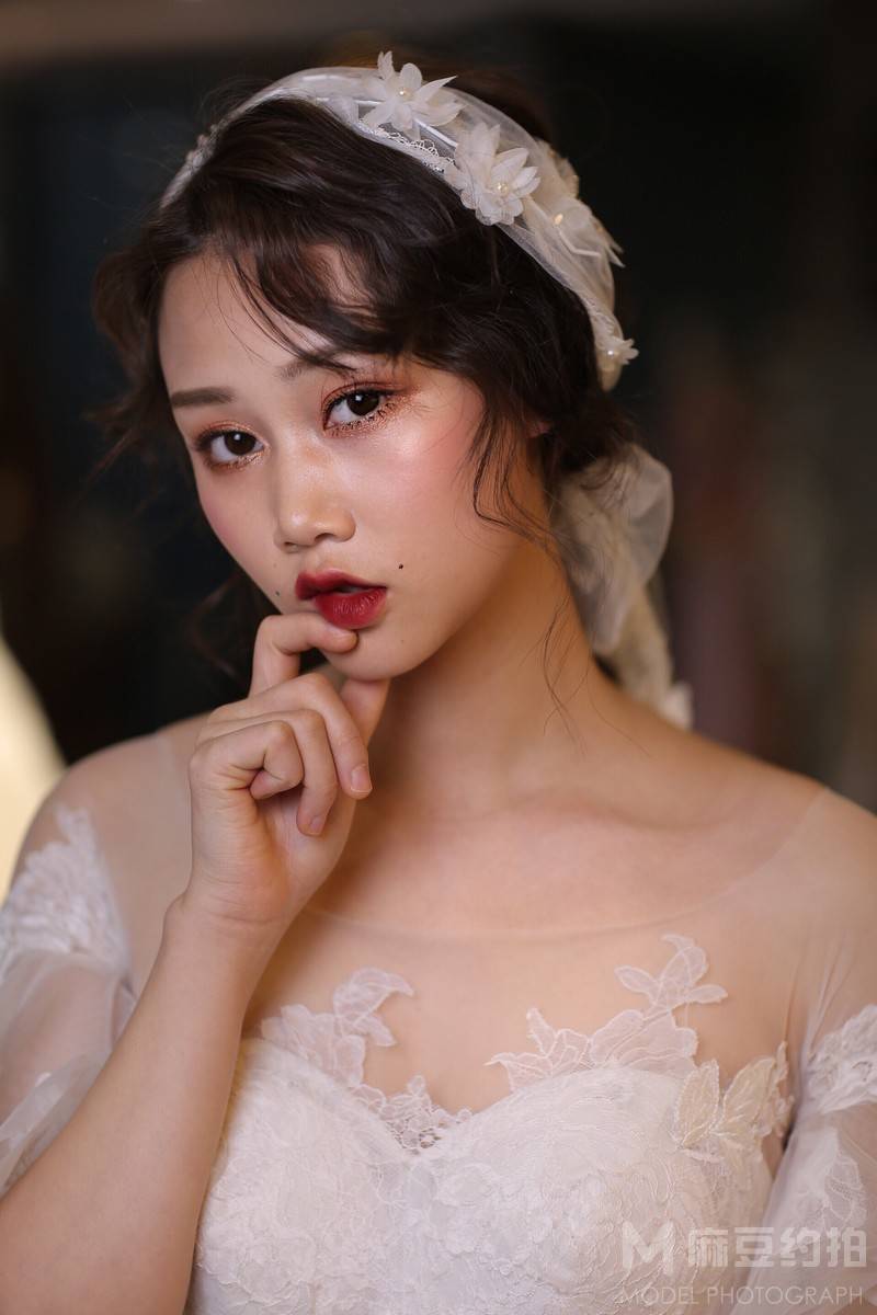 妆容模特