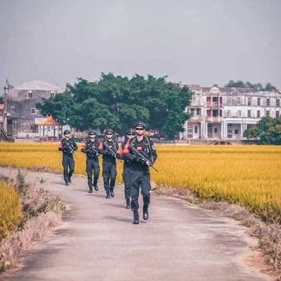 纪实模特