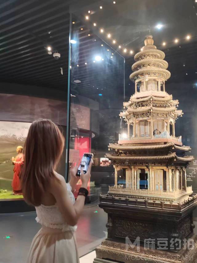 民国模特