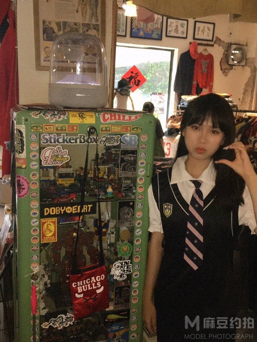 校园模特