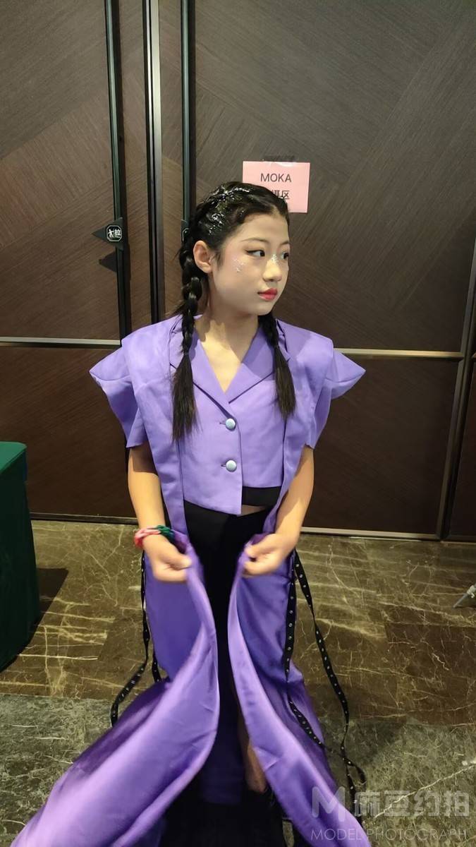 商务模特