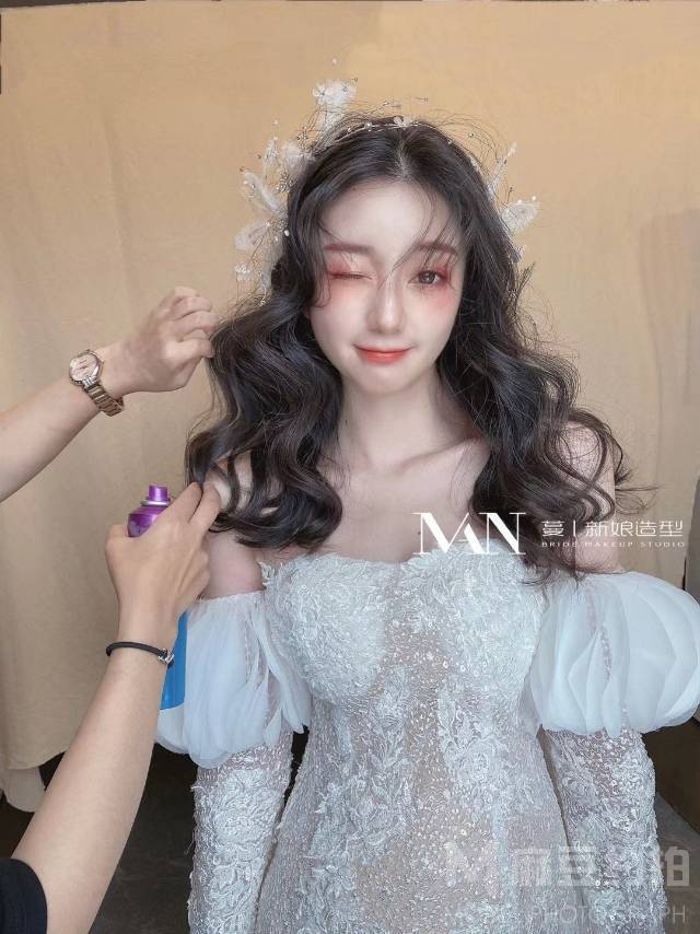 妆容模特